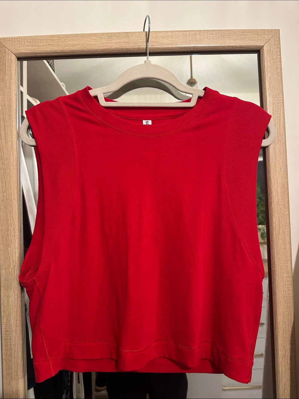 Spanx Red Sleeveless Cropped Tank Top - Small